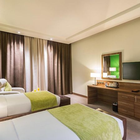 Mena Hotel Tabuk Extérieur photo