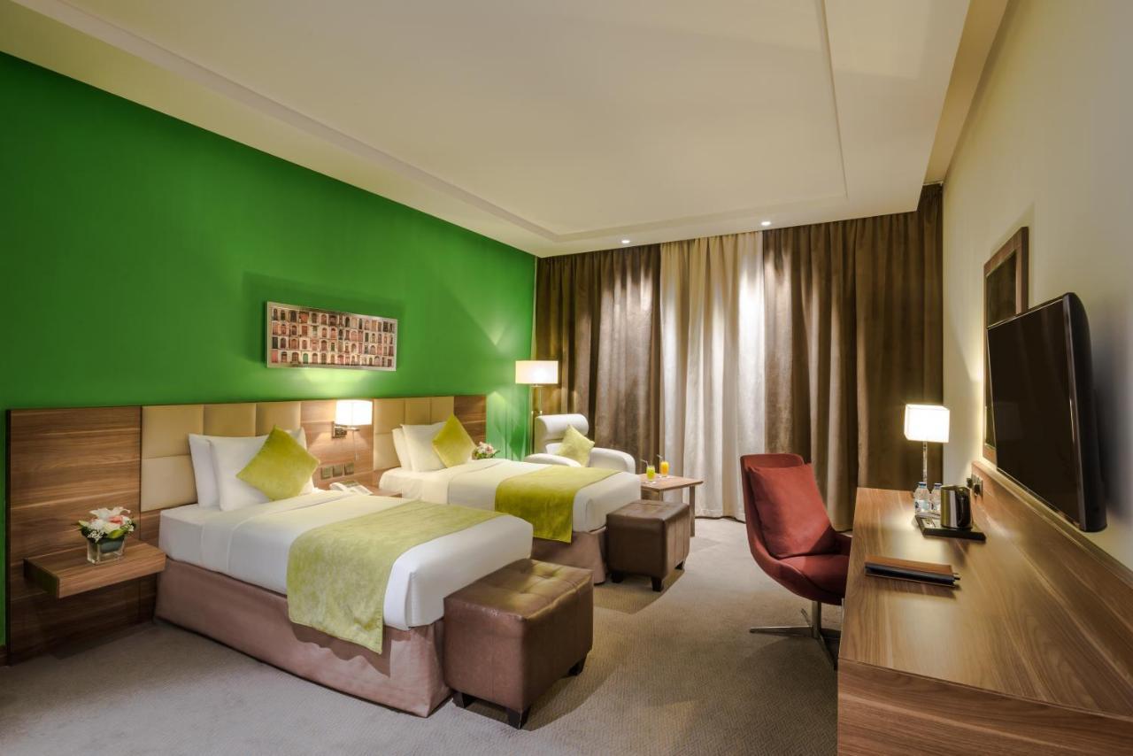 Mena Hotel Tabuk Extérieur photo